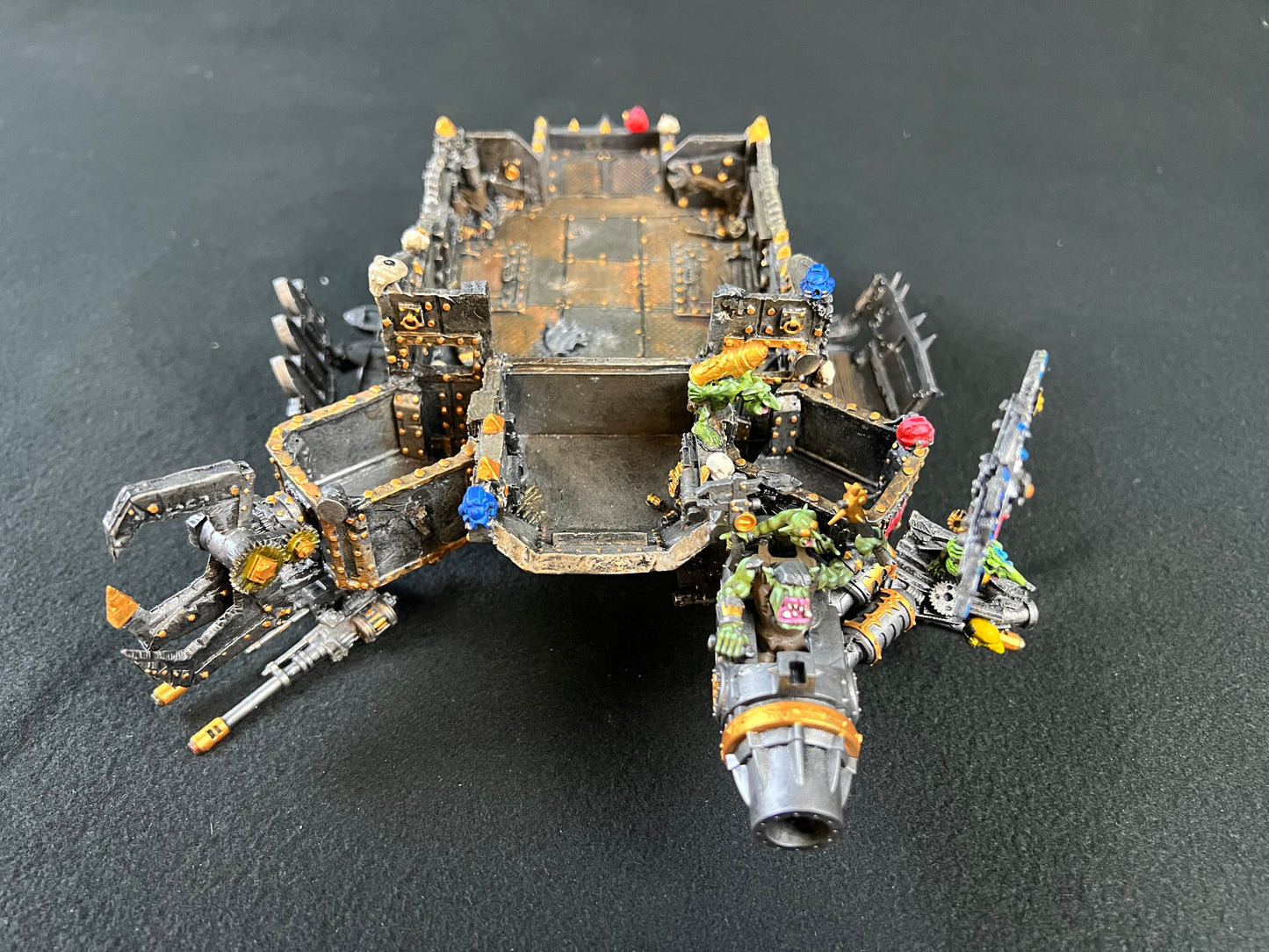 Painted Ork Gargantuan Squiggoth Warhammer 40k