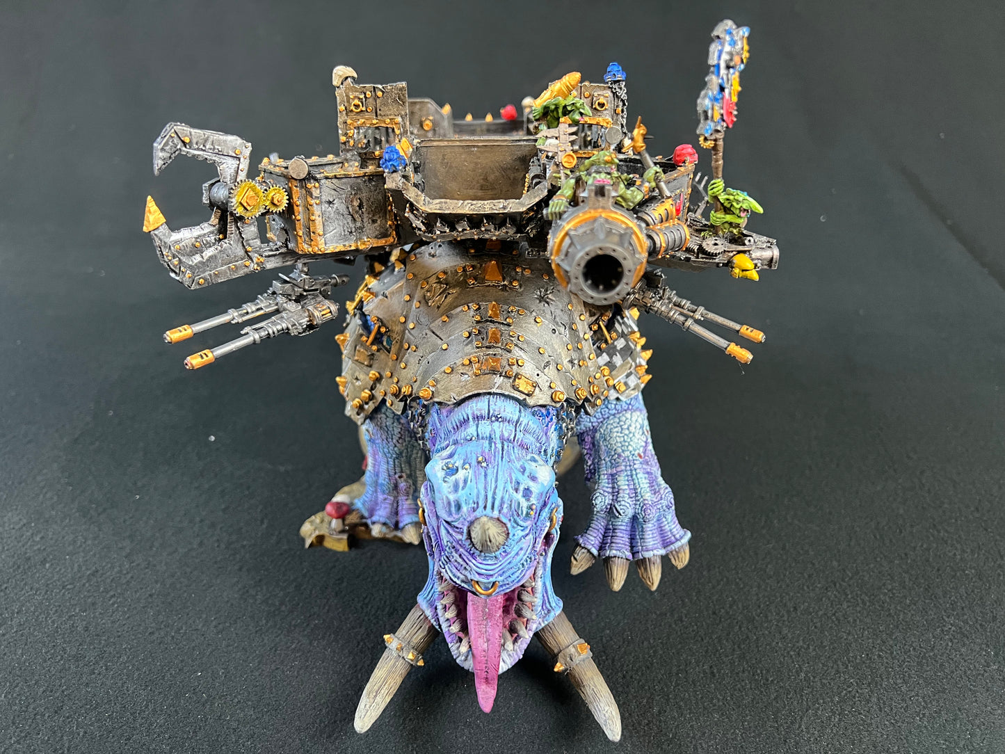 Painted Ork Gargantuan Squiggoth Warhammer 40k