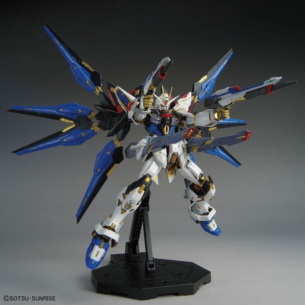 ZGMF-X20A STRIKE FREEDOM GUNDAM, 'GUNDAM SEED DESTINY', BANDAI SPIRITS HOBBY MGEX 1/100